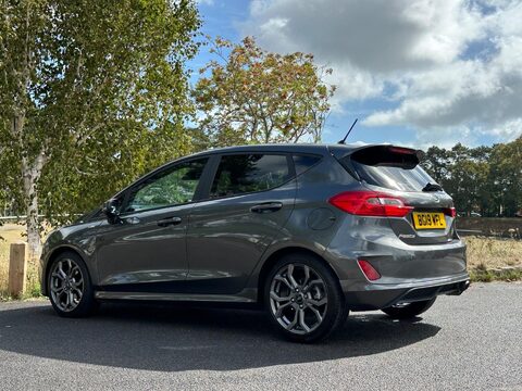 Ford Fiesta 1.0T EcoBoost ST-Line Euro 6 (s/s) 5dr 27