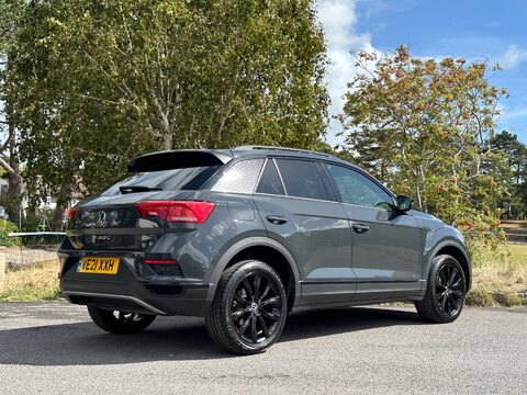 Volkswagen T-Roc 1.5 TSI EVO Black Edition DSG Euro 6 (s/s) 5dr 16