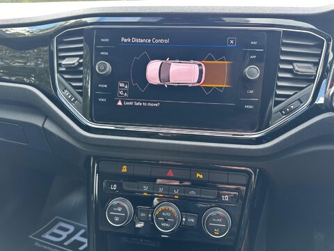 Volkswagen T-Roc 1.5 TSI EVO Black Edition DSG Euro 6 (s/s) 5dr 19