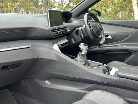 Peugeot 3008 1.2 PureTech GT Line Euro 6 (s/s) 5dr 29