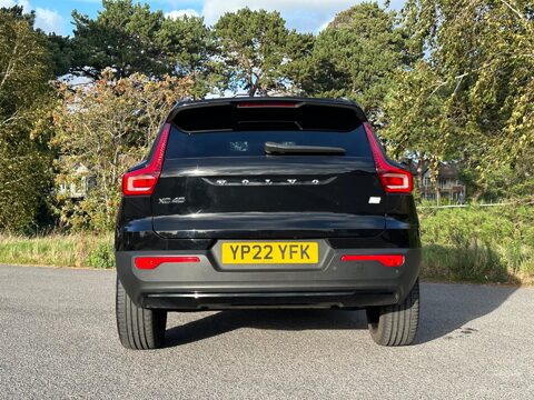 Volvo XC40 1.5h T5 Recharge 10.7kWh Ultimate Dark Auto Euro 6 (s/s) 5dr 29
