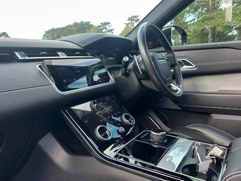 Land Rover Range Rover Velar 3.0 D275 R-Dynamic HSE Auto 4WD Euro 6 (s/s) 5dr 30