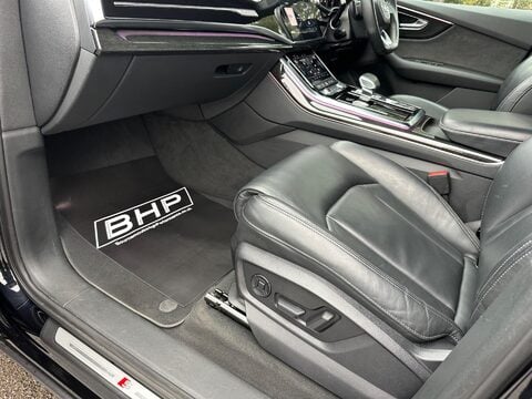 Audi Q7 3.0 TDI V6 45 Black Edition Tiptronic quattro Euro 6 (s/s) 5dr 37