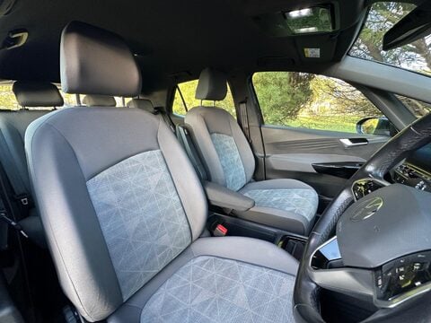 Volkswagen ID.3 Pro Performance 58kWh Life Auto 5dr 22