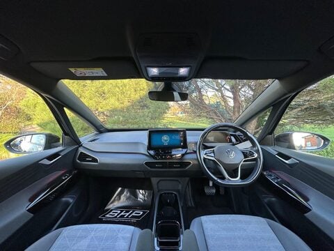 Volkswagen ID.3 Pro Performance 58kWh Life Auto 5dr 3