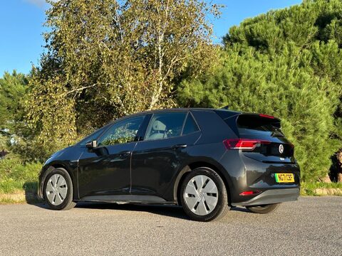 Volkswagen ID.3 Pro Performance 58kWh Life Auto 5dr 2