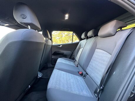 Volkswagen ID.3 Pro Performance 58kWh Life Auto 5dr 