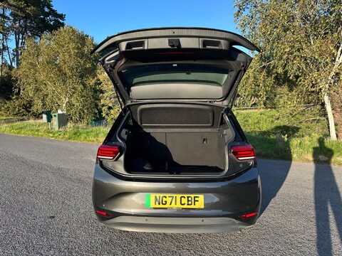 Volkswagen ID.3 Pro Performance 58kWh Life Auto 5dr 12