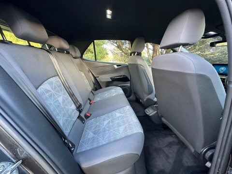 Volkswagen ID.3 Pro Performance 58kWh Life Auto 5dr 7