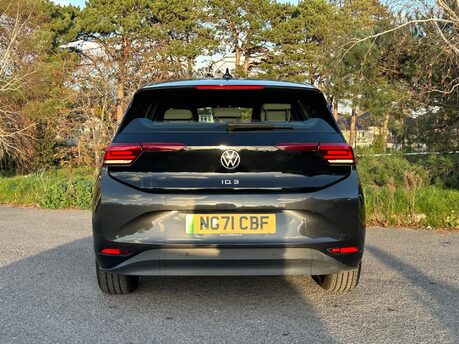 Volkswagen ID.3 Pro Performance 58kWh Life Auto 5dr 