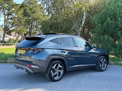 Hyundai TUCSON 1.6 h T-GDi Ultimate Auto Euro 6 (s/s) 5dr 33