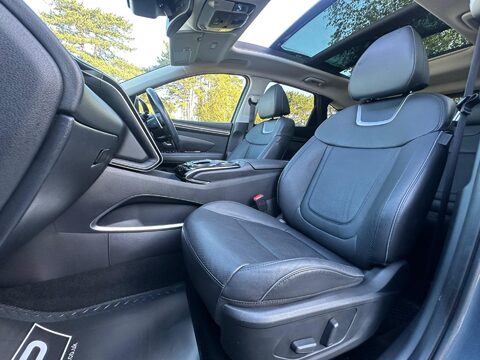 Hyundai TUCSON 1.6 h T-GDi Ultimate Auto Euro 6 (s/s) 5dr 4