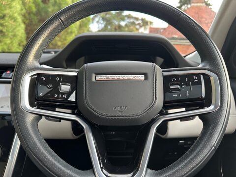 Land Rover Discovery Sport 1.5 P300e 12.2kWh R-Dynamic HSE Auto 4WD Euro 6 (s/s) 5dr 11