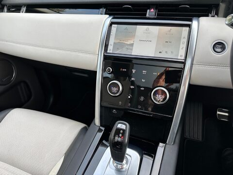 Land Rover Discovery Sport 1.5 P300e 12.2kWh R-Dynamic HSE Auto 4WD Euro 6 (s/s) 5dr 4