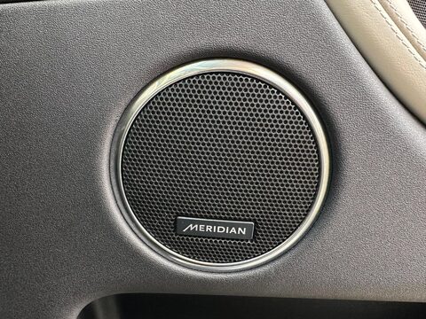 Land Rover Discovery Sport 1.5 P300e 12.2kWh R-Dynamic HSE Auto 4WD Euro 6 (s/s) 5dr 9