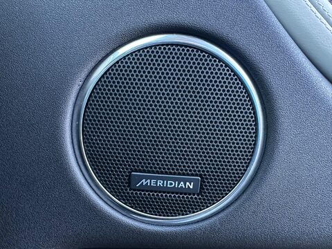 Land Rover Discovery Sport 1.5 P300e 12.2kWh R-Dynamic HSE Auto 4WD Euro 6 (s/s) 5dr 25