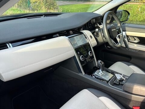 Land Rover Discovery Sport 1.5 P300e 12.2kWh R-Dynamic HSE Auto 4WD Euro 6 (s/s) 5dr 28