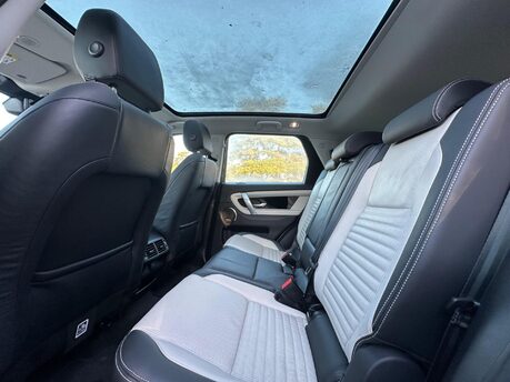 Land Rover Discovery Sport 1.5 P300e 12.2kWh R-Dynamic HSE Auto 4WD Euro 6 (s/s) 5dr 