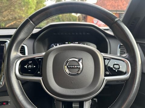 Volvo XC90 2.0 B5 MHEV R-Design Pro Auto 4WD Euro 6 (s/s) 5dr 14