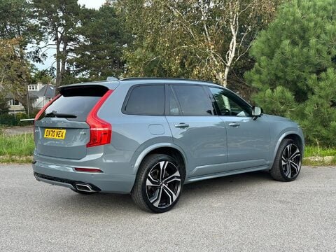 Volvo XC90 2.0 B5 MHEV R-Design Pro Auto 4WD Euro 6 (s/s) 5dr 38