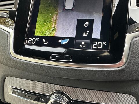 Volvo XC90 2.0 B5 MHEV R-Design Pro Auto 4WD Euro 6 (s/s) 5dr 8