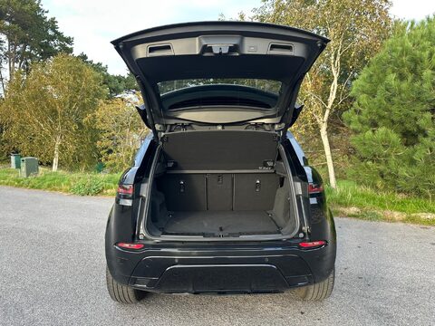 Land Rover Range Rover Evoque 1.5 P300e 12.2kWh R-Dynamic SE Auto 4WD Euro 6 (s/s) 5dr 32