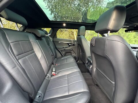 Land Rover Range Rover Evoque 1.5 P300e 12.2kWh R-Dynamic SE Auto 4WD Euro 6 (s/s) 5dr 16