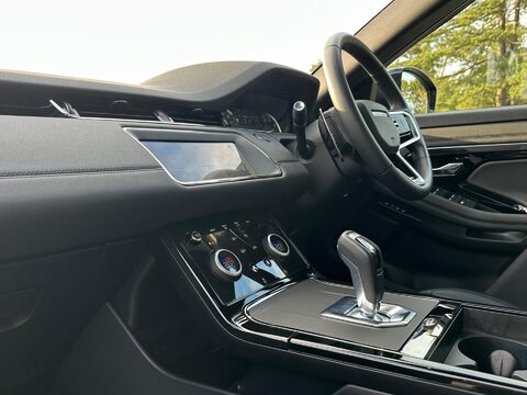 Land Rover Range Rover Evoque 1.5 P300e 12.2kWh R-Dynamic SE Auto 4WD Euro 6 (s/s) 5dr 19