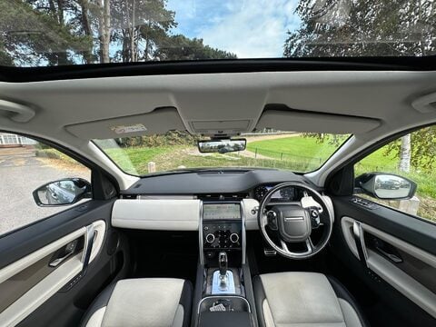Land Rover Discovery Sport 2.0 P250 MHEV R-Dynamic HSE SUV 5dr Petrol Auto 4WD Euro 6 (s/s) (250 ps) 3