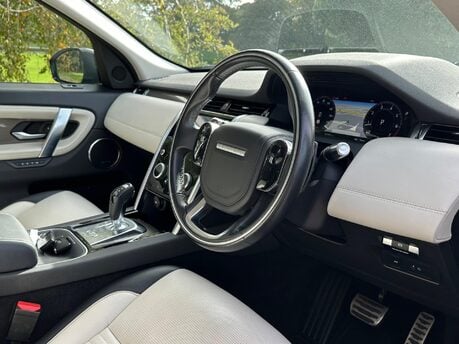 Land Rover Discovery Sport 2.0 P250 MHEV R-Dynamic HSE SUV 5dr Petrol Auto 4WD Euro 6 (s/s) (250 ps) 