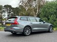 Volvo V60 2.0 B3 MHEV Momentum Auto Euro 6 (s/s) 5dr 15