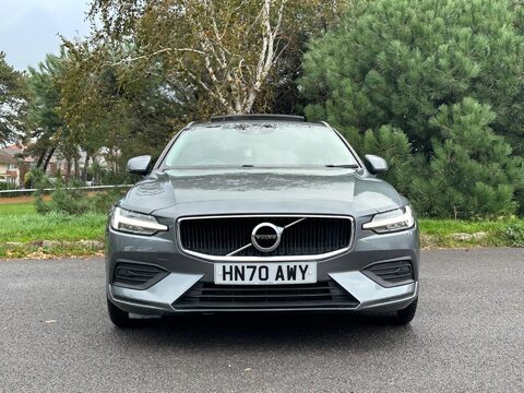 Volvo V60 2.0 B3 MHEV Momentum Auto Euro 6 (s/s) 5dr 11