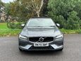 Volvo V60 2.0 B3 MHEV Momentum Auto Euro 6 (s/s) 5dr 18