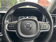 Volvo V60 2.0 B3 MHEV Momentum Auto Euro 6 (s/s) 5dr 33