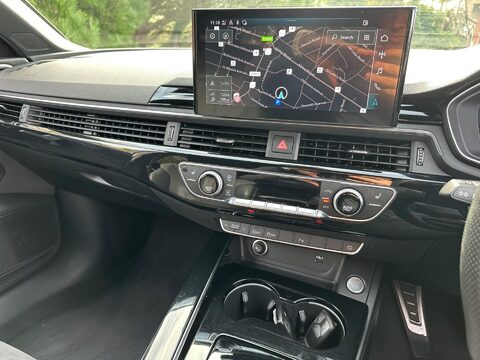 Audi A4 2.0 TFSI 40 Black Edition S Tronic Euro 6 (s/s) 5dr 16