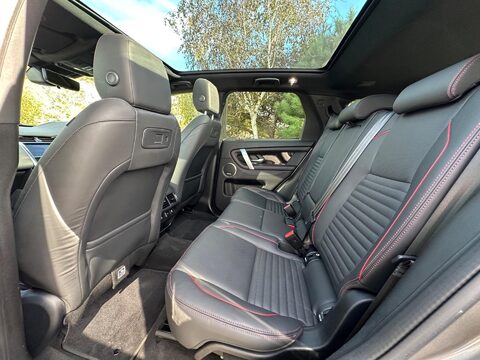 Land Rover Discovery Sport 1.5 P300e 12.2kWh R-Dynamic HSE Auto 4WD Euro 6 (s/s) 5dr 8