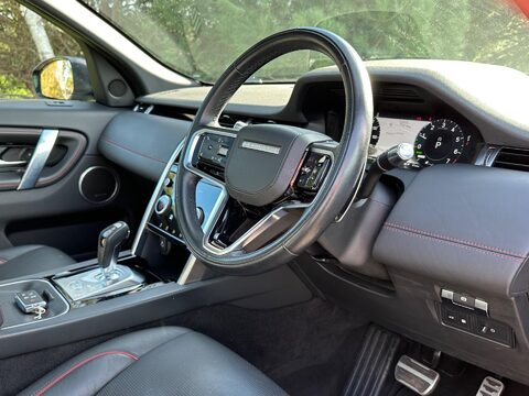 Land Rover Discovery Sport 1.5 P300e 12.2kWh R-Dynamic HSE Auto 4WD Euro 6 (s/s) 5dr 5