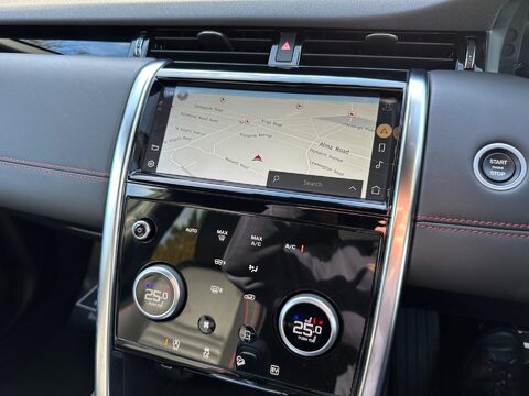 Land Rover Discovery Sport 1.5 P300e 12.2kWh R-Dynamic HSE Auto 4WD Euro 6 (s/s) 5dr 18