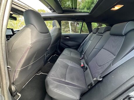 Toyota Corolla 2.0 VVT-h Excel Touring Sports CVT Euro 6 (s/s) 5dr 