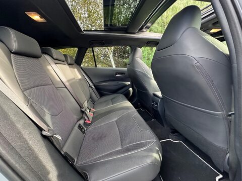 Toyota Corolla 2.0 VVT-h Excel Touring Sports CVT Euro 6 (s/s) 5dr 7