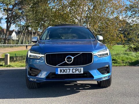 Volvo XC60 2.0 D5 PowerPulse R-Design Pro Auto AWD Euro 6 (s/s) 5dr 11