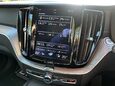 Volvo XC60 2.0 D5 PowerPulse R-Design Pro Auto AWD Euro 6 (s/s) 5dr 19