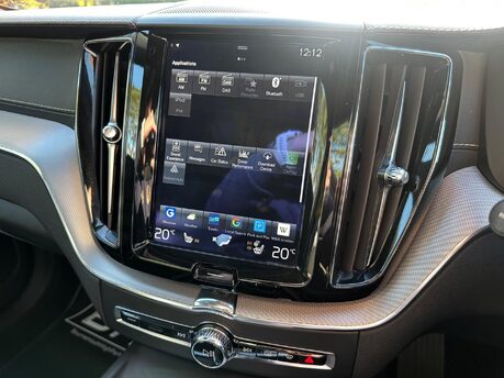 Volvo XC60 2.0 D5 PowerPulse R-Design Pro Auto AWD Euro 6 (s/s) 5dr 