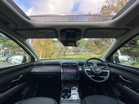 Hyundai TUCSON 1.6 h T-GDi Ultimate Auto Euro 6 (s/s) 5dr 3