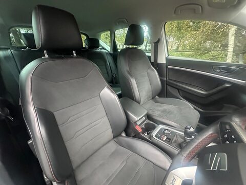 SEAT Ateca 1.5 TSI EVO FR Euro 6 (s/s) 5dr 22