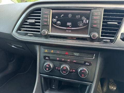 SEAT Leon 1.4 EcoTSI FR Sport Tourer Euro 6 (s/s) 5dr 18