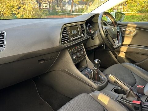 SEAT Leon 1.4 EcoTSI FR Sport Tourer Euro 6 (s/s) 5dr 29