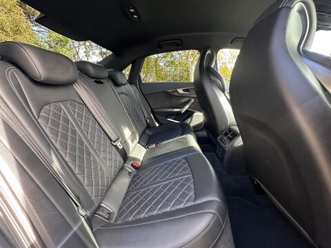 Audi S4 3.0 TFSI V6 Tiptronic quattro Euro 6 (s/s) 4dr 6