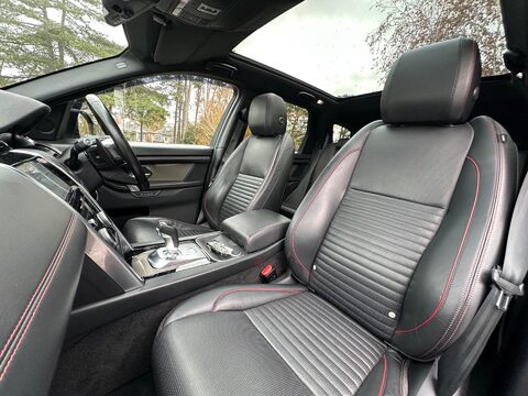 Land Rover Discovery Sport 2.0 D240 MHEV R-Dynamic HSE Auto 4WD Euro 6 (s/s) 5dr 4