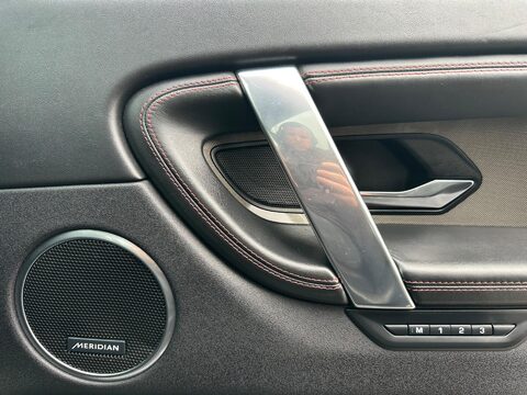 Land Rover Discovery Sport 2.0 D240 MHEV R-Dynamic HSE Auto 4WD Euro 6 (s/s) 5dr 26